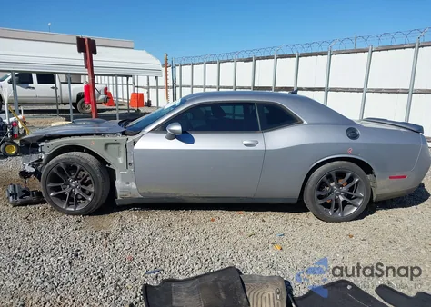 2015 Dodge Challenger R/T Shaker from USA, damaged, VIN 2C3CDZAT8FH905867